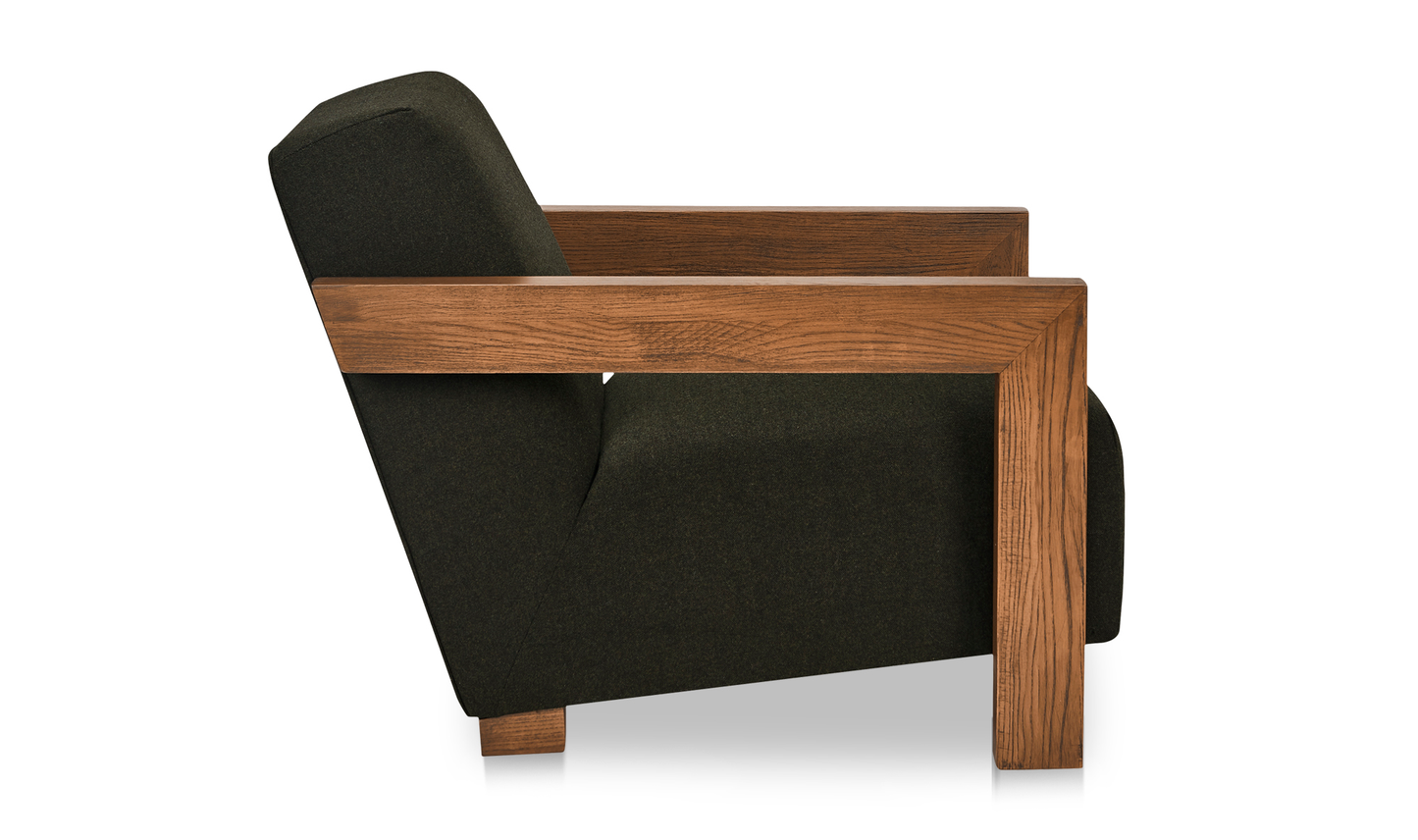Garnet Lounge Chair